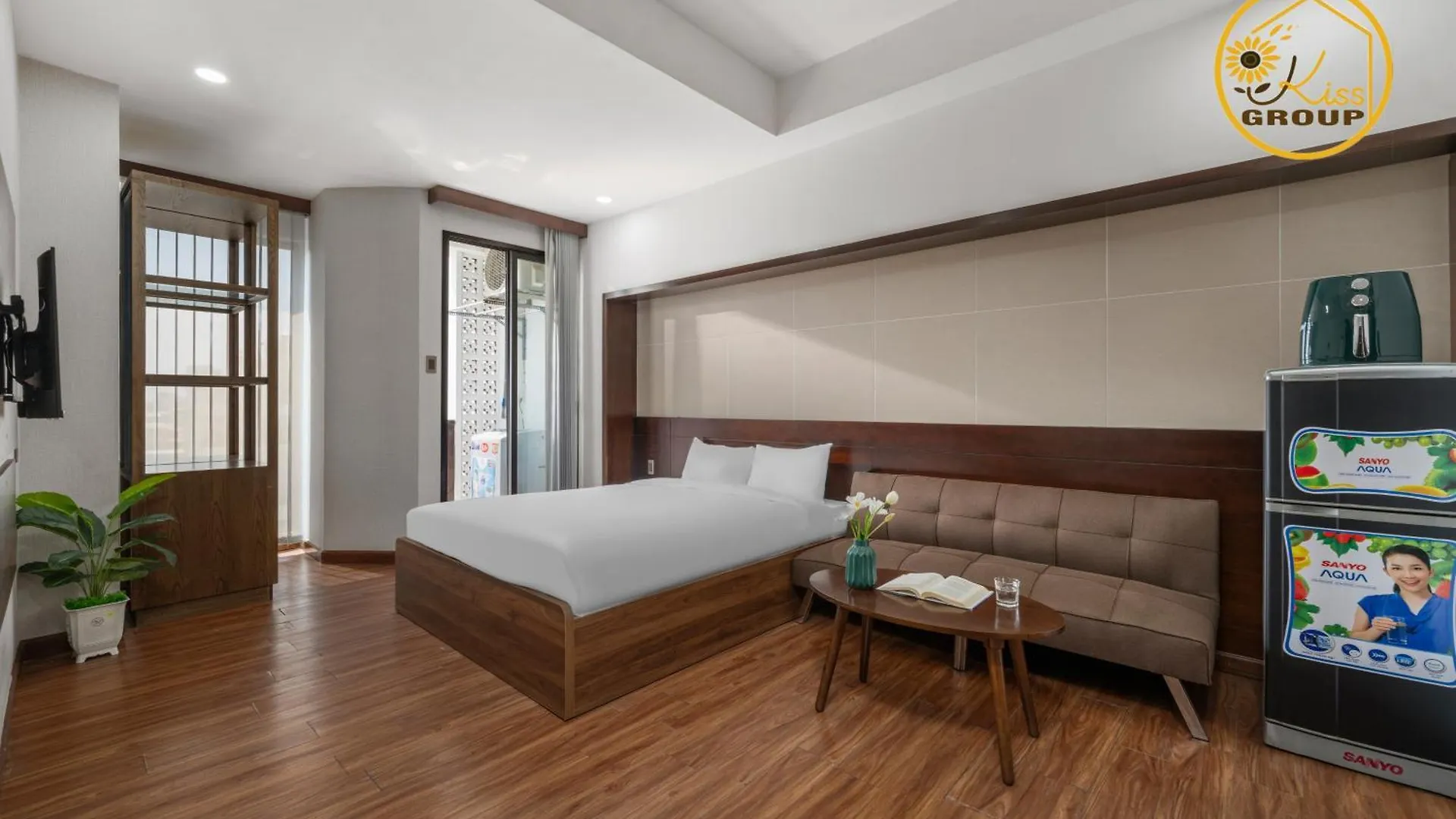 Tokyo Boutique Front Beach Hotel Da Nang