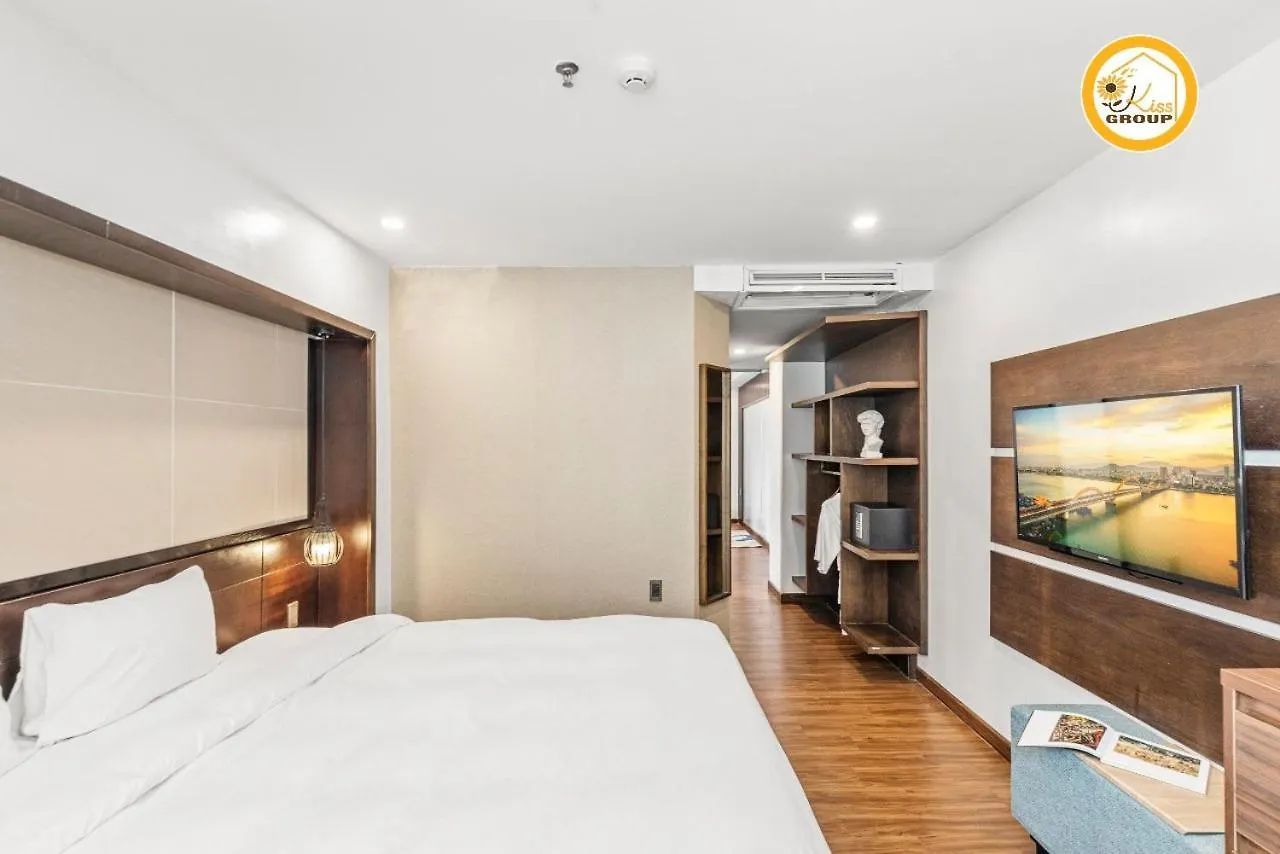Tokyo Boutique Front Beach Hotel Da Nang