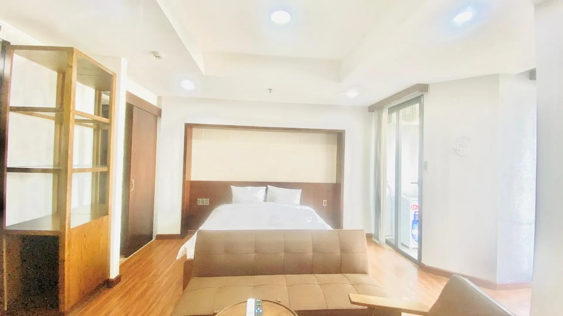 Tokyo Boutique Front Beach Hotel Da Nang Vietnam